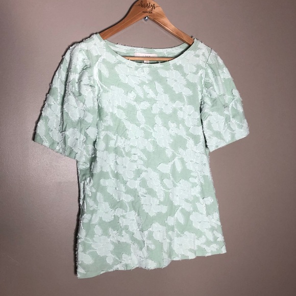 LOFT Tops - Loft mint green floral pattern short sleeve top size Medium